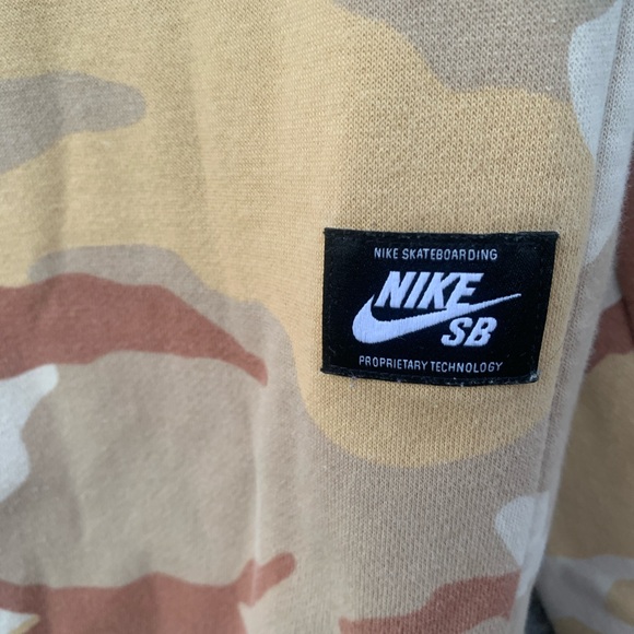 Nike SB Icon Desert Camo Crew Neck Sweatshirt Skate AT9768-248 Men's Size Small - Picture 8 of 12